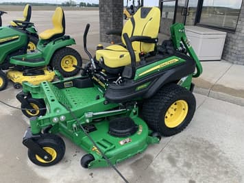 Main image John Deere Z930M